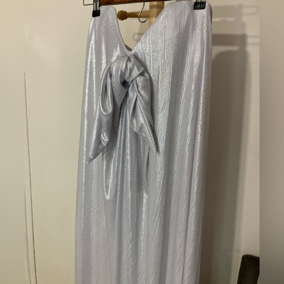 Caroline Constas Kaia Silver Gown NWT - Picture 9 of 17